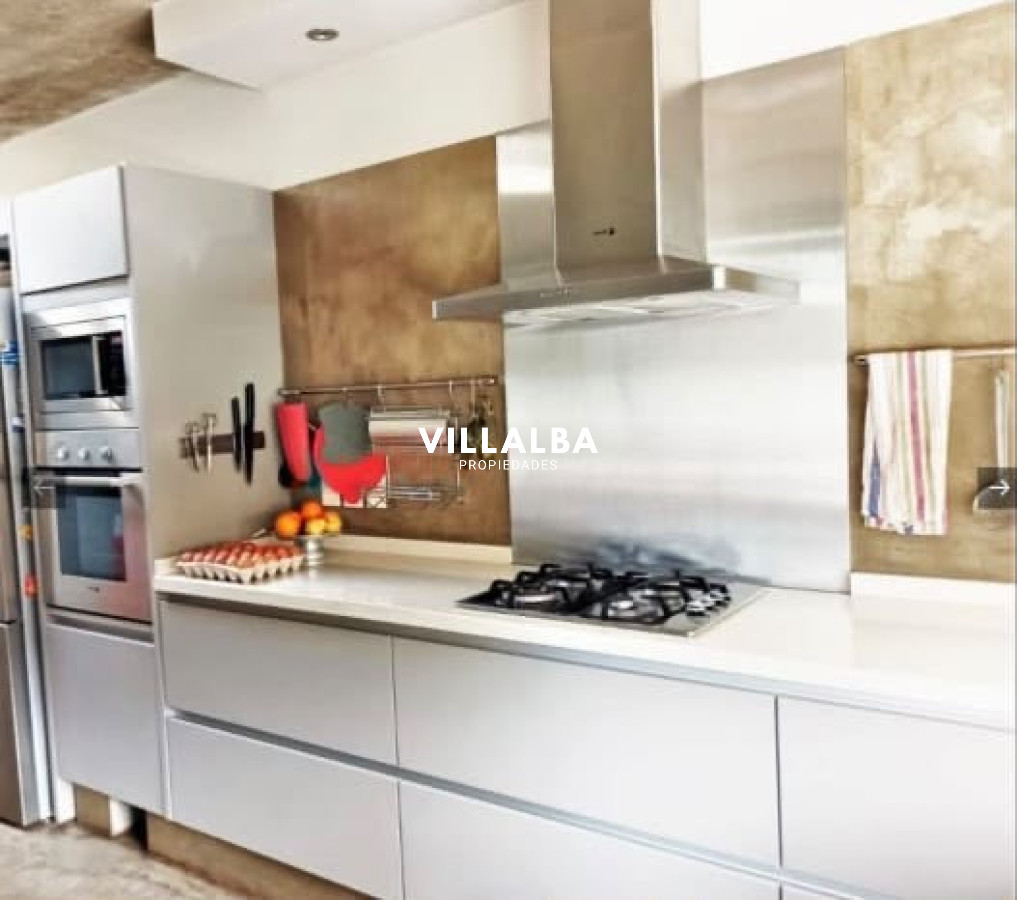 Casa ID.4637 - Casa en La Arbolada - Punta del Este