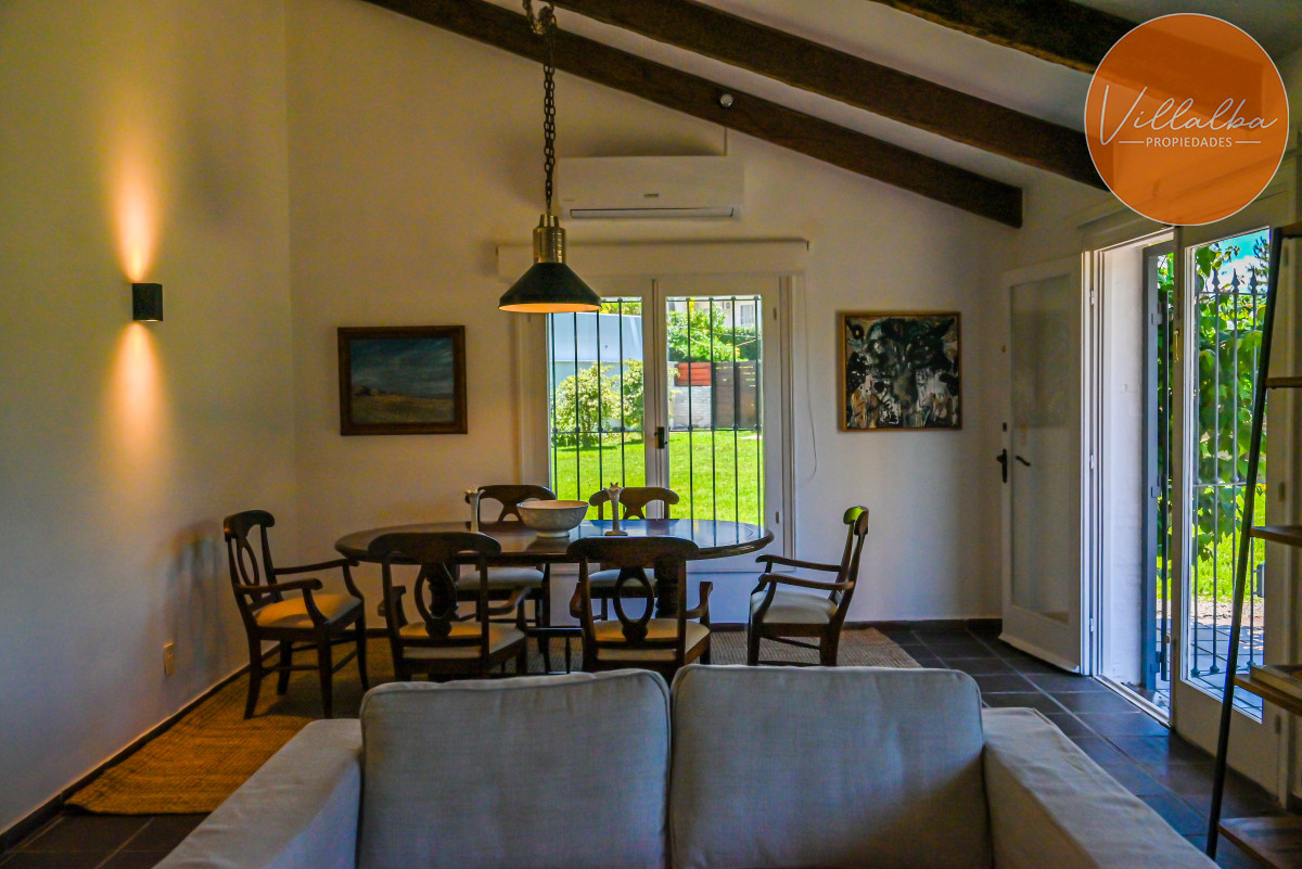 Apartamento ID.3592 - Casa en Venta, Mansa, Punta del Este, 3 Dormitorios.