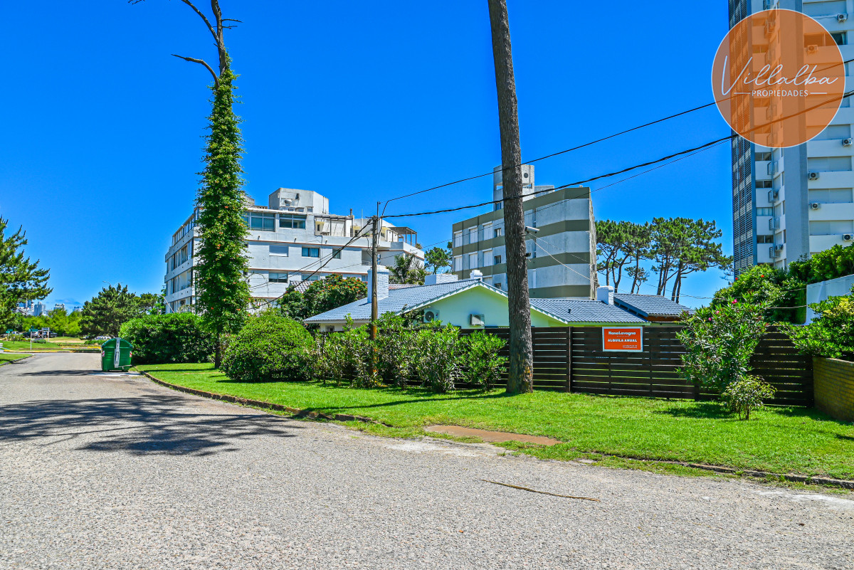 Apartamento ID.3592 - Casa en Venta, Mansa, Punta del Este, 3 Dormitorios.