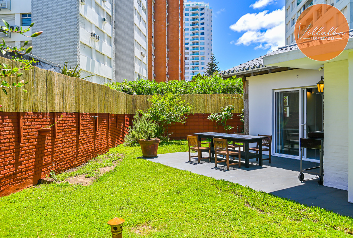 Apartamento ID.3592 - Casa en Venta, Mansa, Punta del Este, 3 Dormitorios.