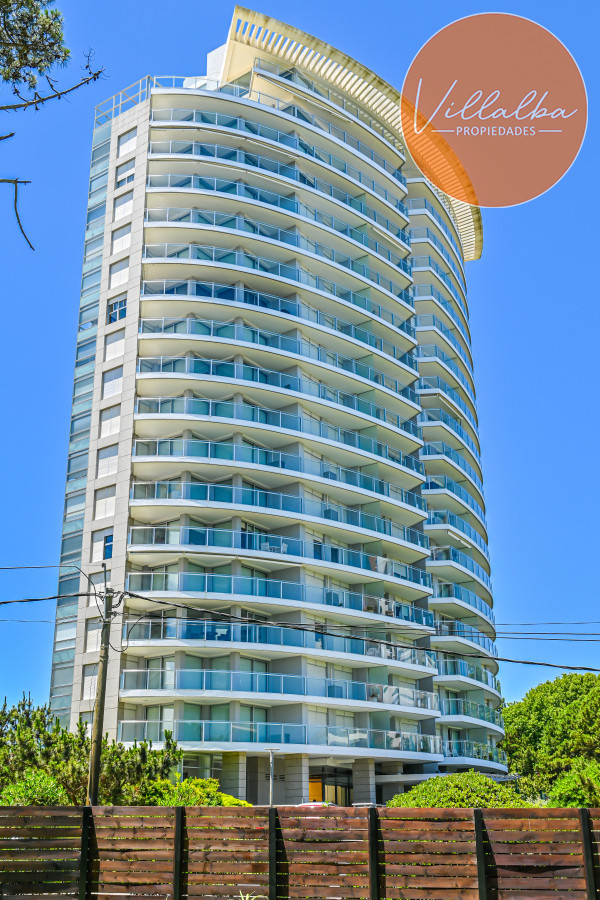 Apartamento ID.3592 - Casa en Venta, Mansa, Punta del Este, 3 Dormitorios.