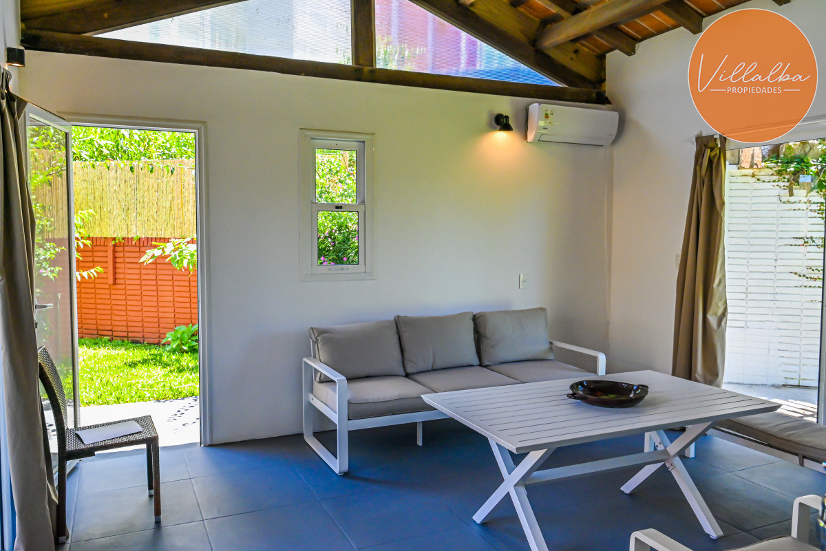 Apartamento ID.3592 - Casa en Venta, Mansa, Punta del Este, 3 Dormitorios.