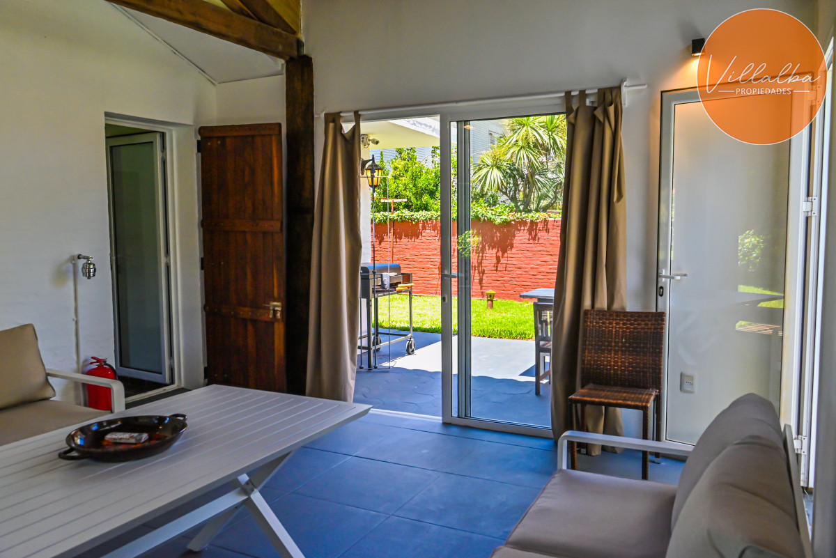 Apartamento ID.3592 - Casa en Venta, Mansa, Punta del Este, 3 Dormitorios.