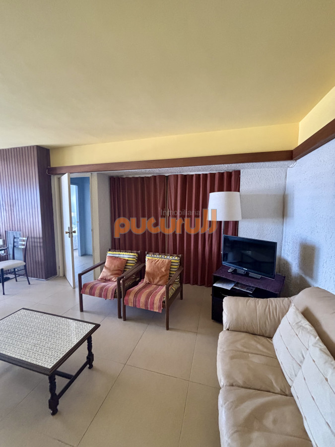 Apartamento ID.2464 - Apartamento, Peninsula, Punta del Este, 2 Dormitorios
