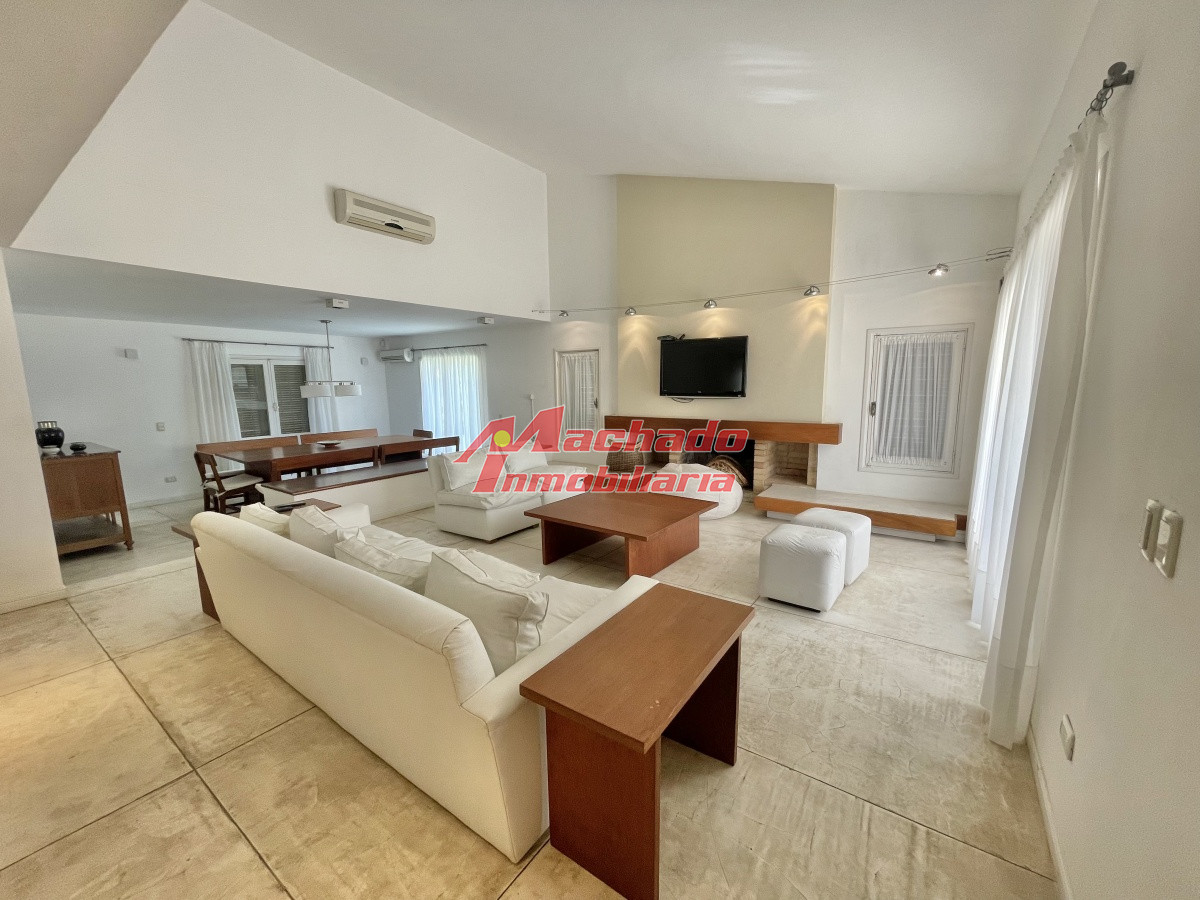 Lugano - GoPunta - Portal Inmobiliario de Punta del Este - Maldonado