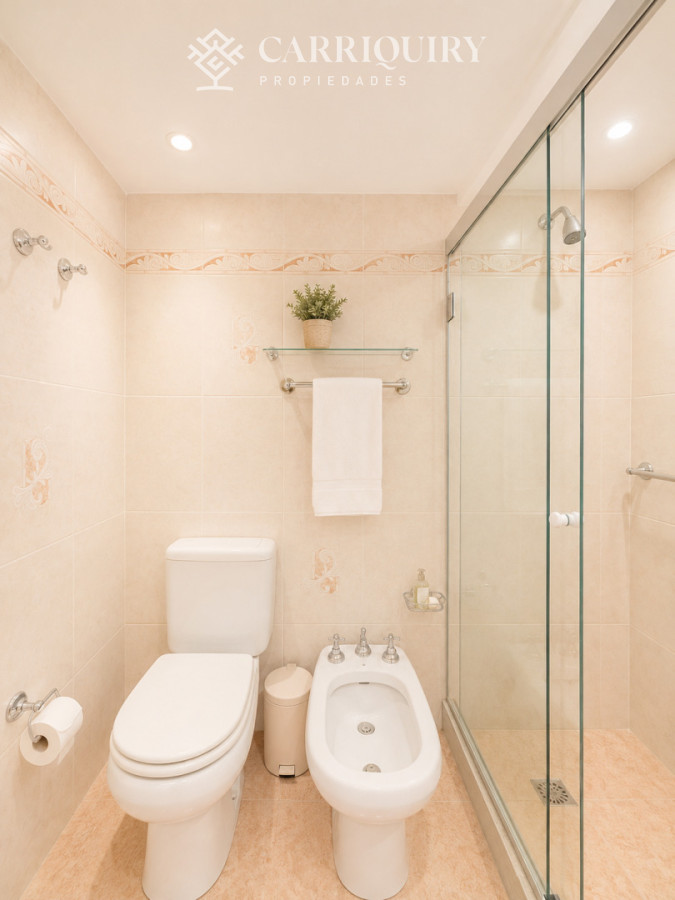 Apartamento ID.10303 - Amplio Apartamento de 3 dormitorios en Mansa, Punta del Este
