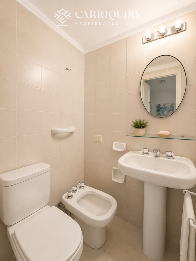 Apartamento ID.10303 - Amplio Apartamento de 3 dormitorios en Mansa, Punta del Este