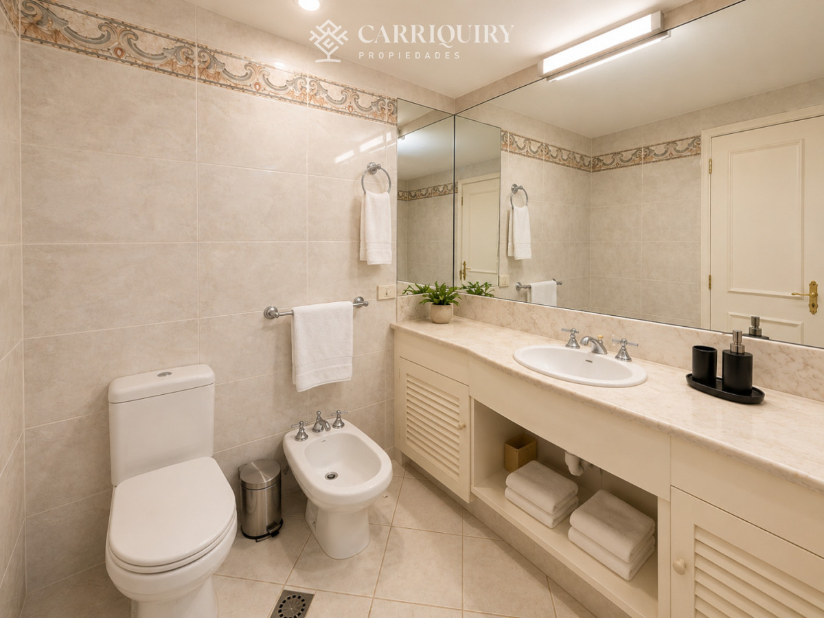 Apartamento ID.10281 - EXCELENTE APARTAMENTO FRENTE AL MAR EN BEVERLY TOWER PLAYA MANSA