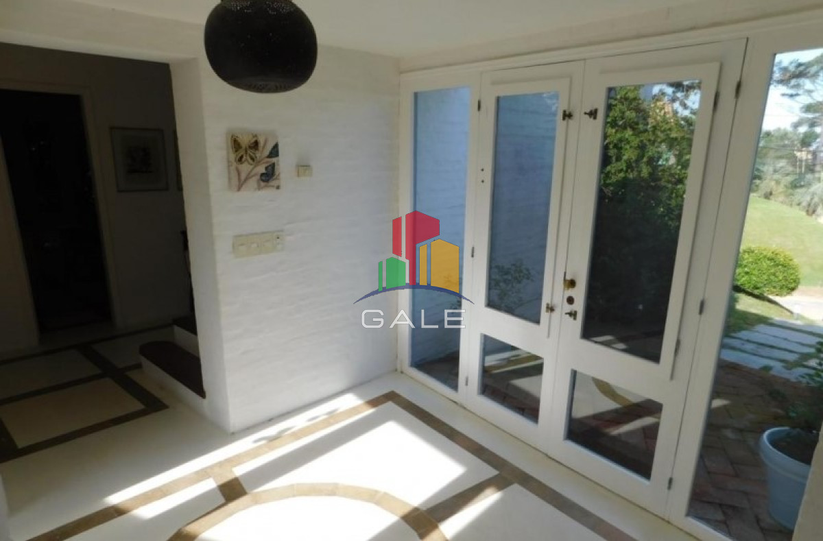 Casa ID.4535 - Casa a la Venta, 4 dormitorios, La Barra