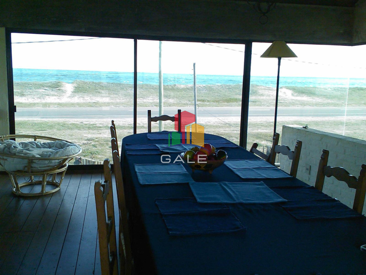 Casa ID.4539 - Casa en Alquiler, Santa Monica, Manantiales, 4 Dormitorios.