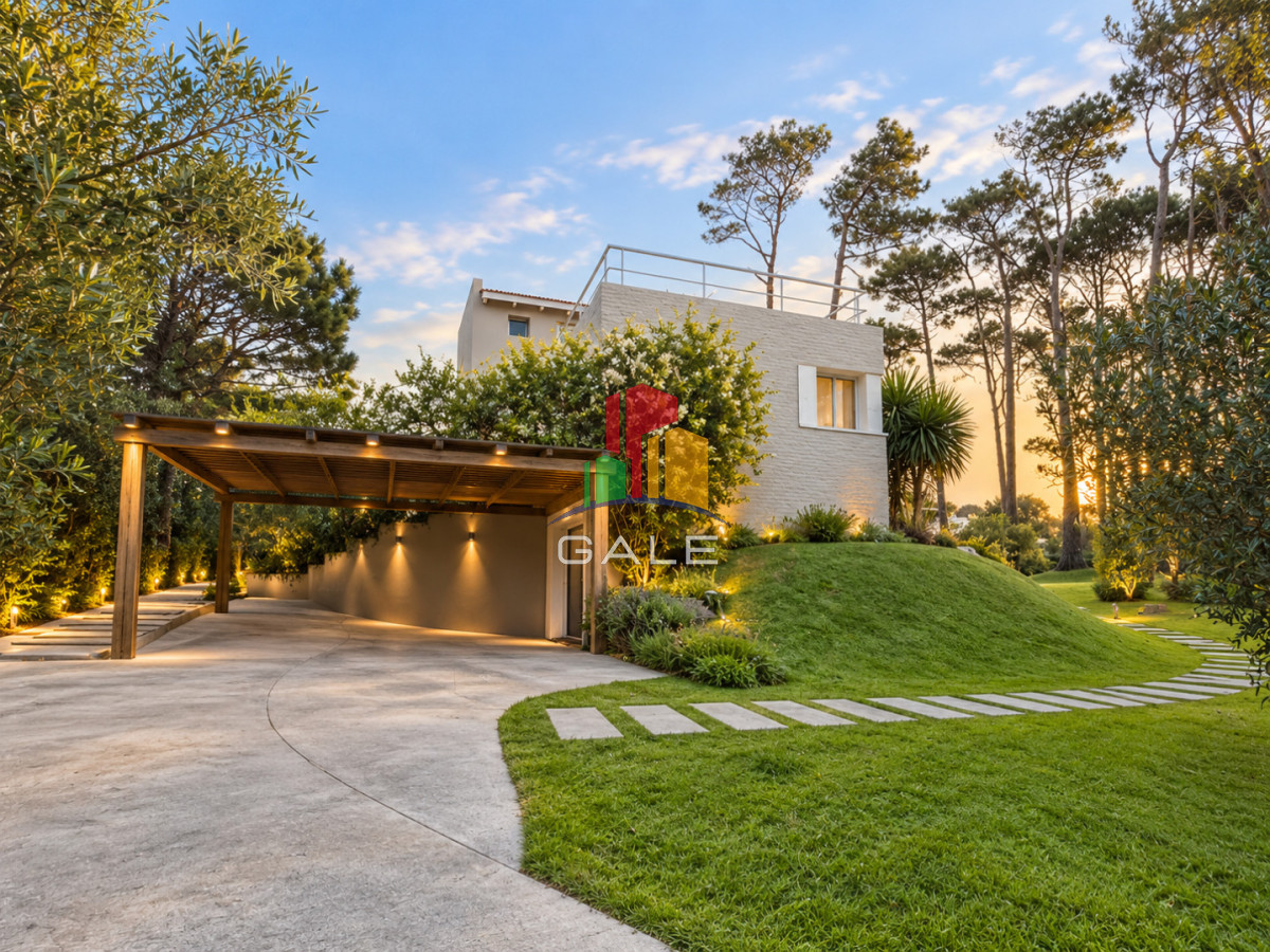 Casa ID.4537 - Casa en Venta y Alquiler, Laguna Blanca, La Barra, 4 Dormitorios.