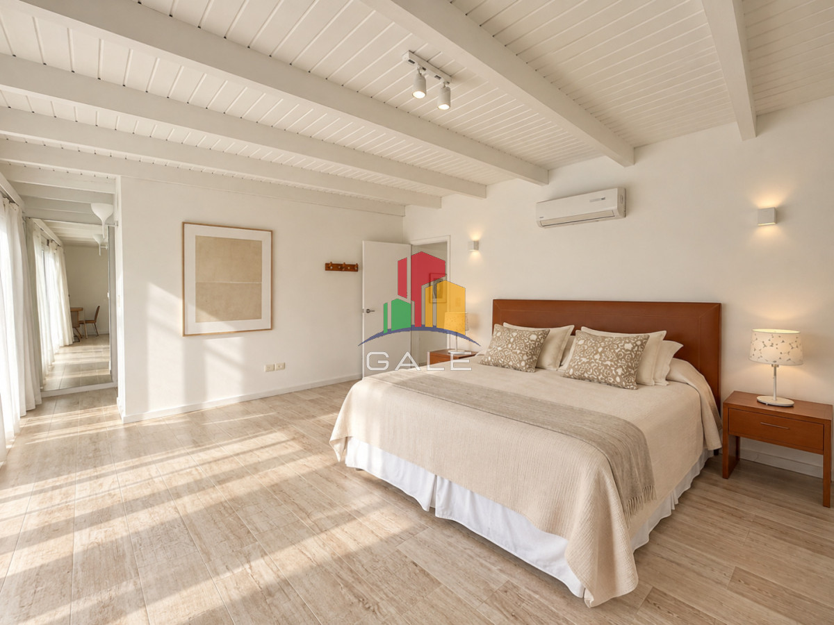 Casa ID.4537 - Casa en Venta y Alquiler, Laguna Blanca, La Barra, 4 Dormitorios.