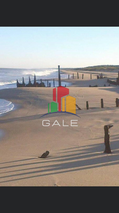 Casa ID.4542 - Casa en Venta, Santa Mónica, Manantiales, 4 Dormitorios.