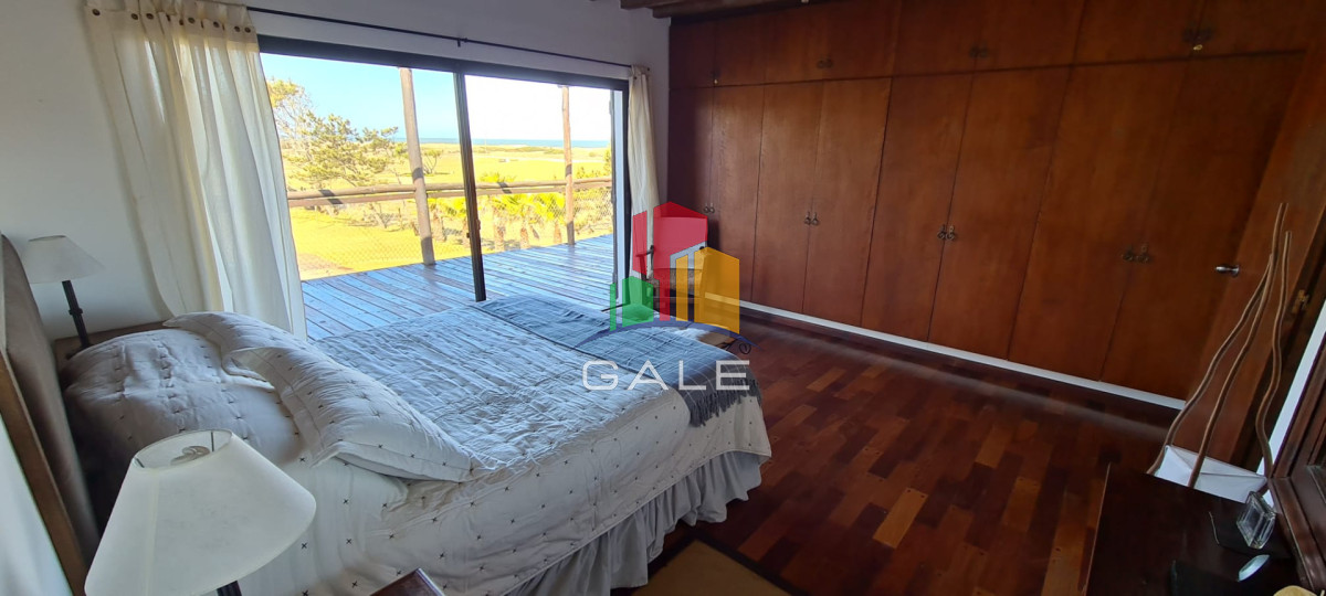 Casa ID.4540 - Casa en venta de 4 dormitorios en Jose Igancio 