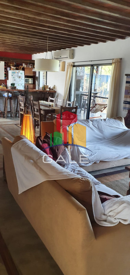 Casa ID.4540 - Casa en venta de 4 dormitorios en Jose Igancio 