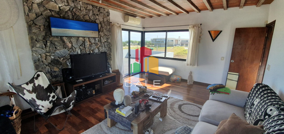 Casa ID.4540 - Casa en venta de 4 dormitorios en Jose Igancio 