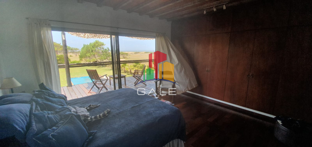 Casa ID.4540 - Casa en venta de 4 dormitorios en Jose Igancio 