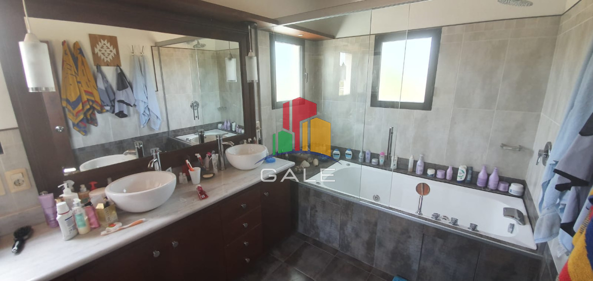 Casa ID.4540 - Casa en venta de 4 dormitorios en Jose Igancio 