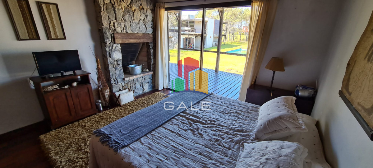 Casa ID.4540 - Casa en venta de 4 dormitorios en Jose Igancio 