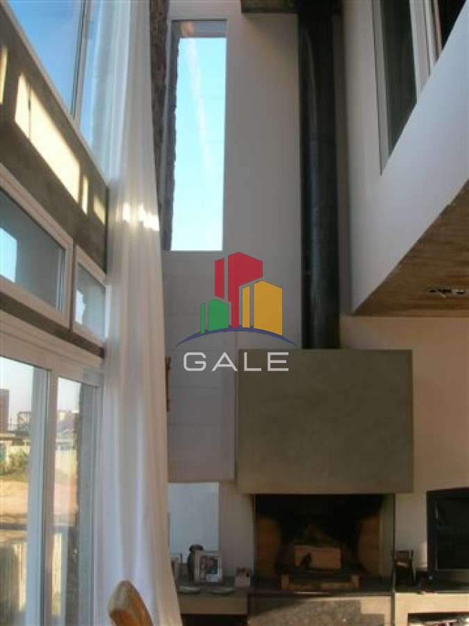 Casa ID.4542 - Casa en Venta, Santa Mónica, Manantiales, 4 Dormitorios.