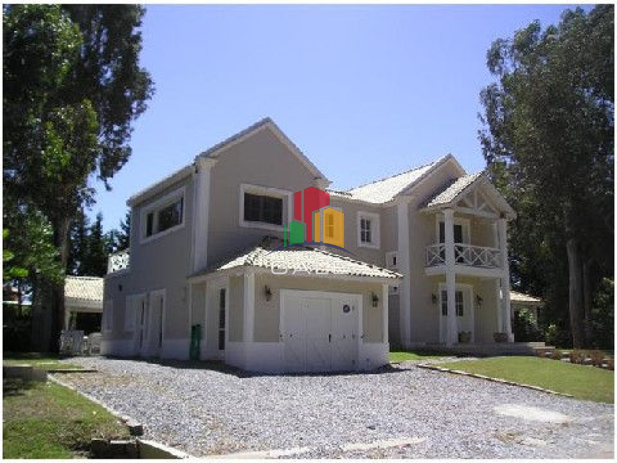 Casa ID.4536 - Casa en Venta, Manantiales, Manantiales, 4 Dormitorios.