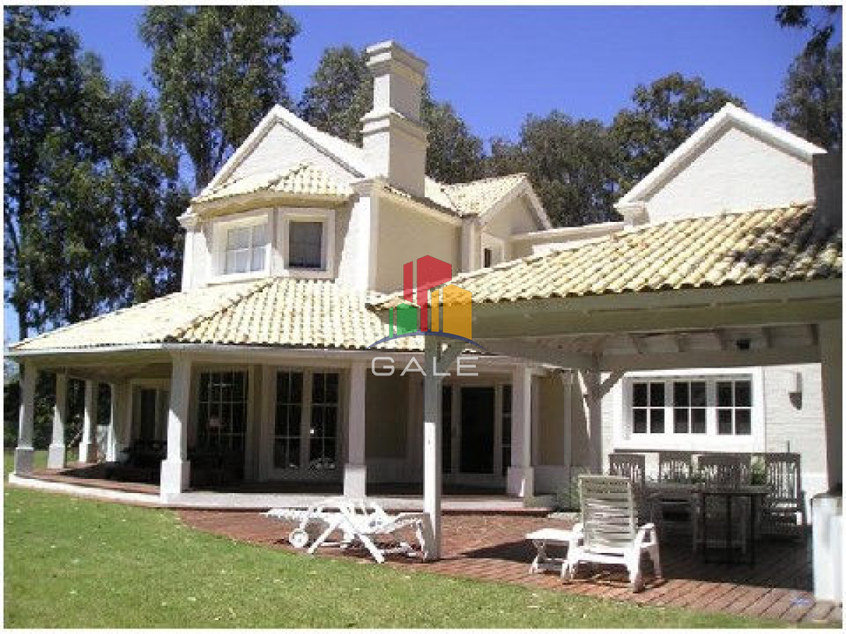 Casa ID.4536 - Casa en Venta, Manantiales, Manantiales, 4 Dormitorios.