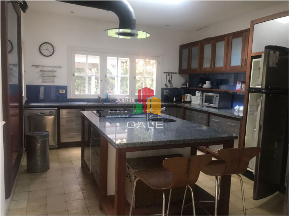 Casa ID.4536 - Casa en Venta, Manantiales, Manantiales, 4 Dormitorios.