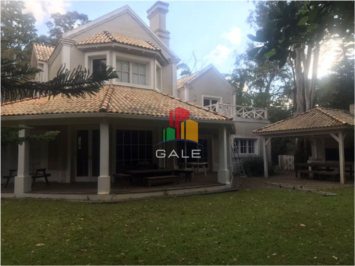Casa ID.4536 - Casa en Venta, Manantiales, Manantiales, 4 Dormitorios.