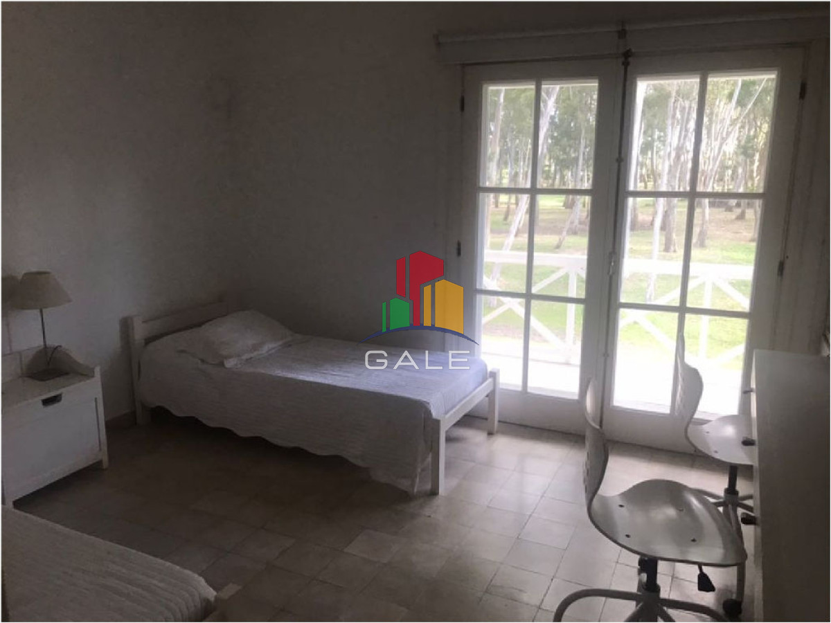 Casa ID.4536 - Casa en Venta, Manantiales, Manantiales, 4 Dormitorios.