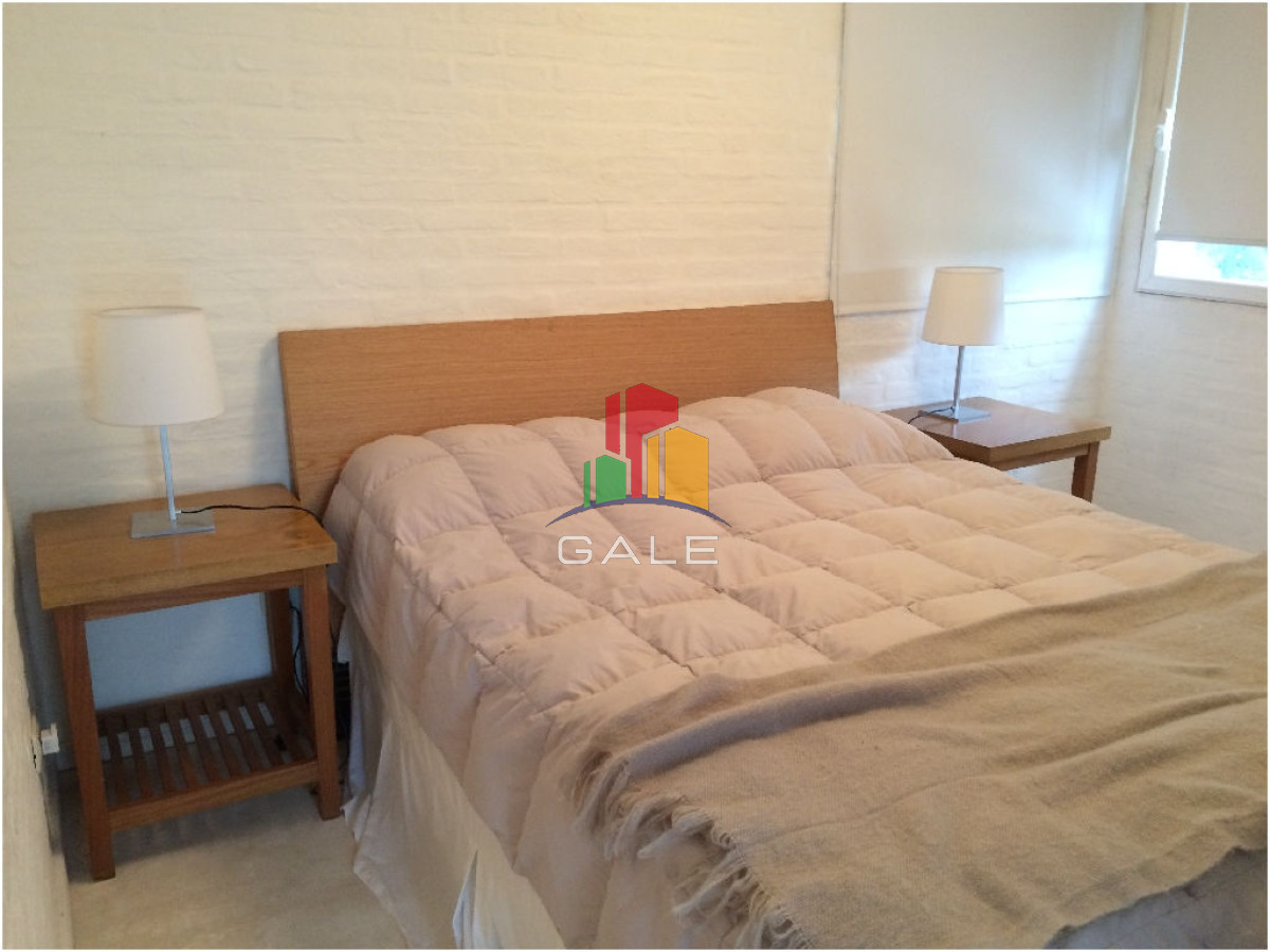 Casa ID.4537 - Casa en Venta y Alquiler, Laguna Blanca, La Barra, 4 Dormitorios.