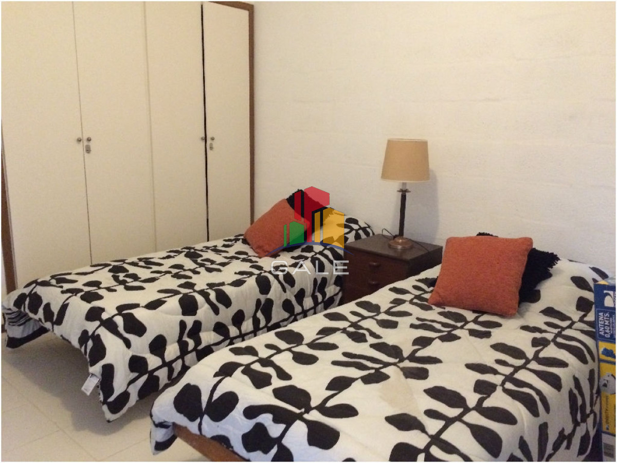 Casa ID.4537 - Casa en Venta y Alquiler, Laguna Blanca, La Barra, 4 Dormitorios.