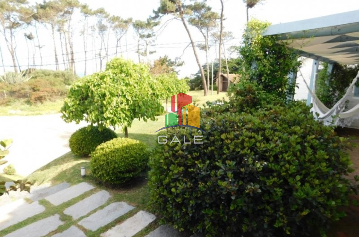 Casa ID.4535 - Casa a la Venta, 4 dormitorios, La Barra