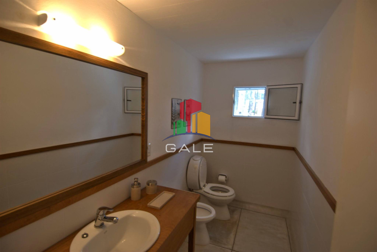 Casa ID.4537 - Casa en Venta y Alquiler, Laguna Blanca, La Barra, 4 Dormitorios.