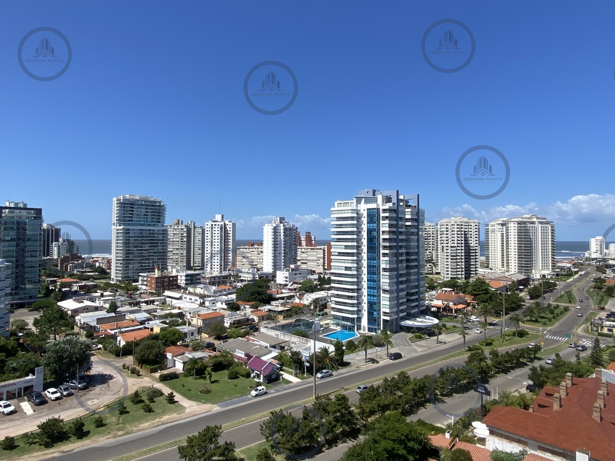 Apartamento ID.2533 - Apartamento en Venta y Alquiler, Mansa, Punta del Este, 3 Dormitorios