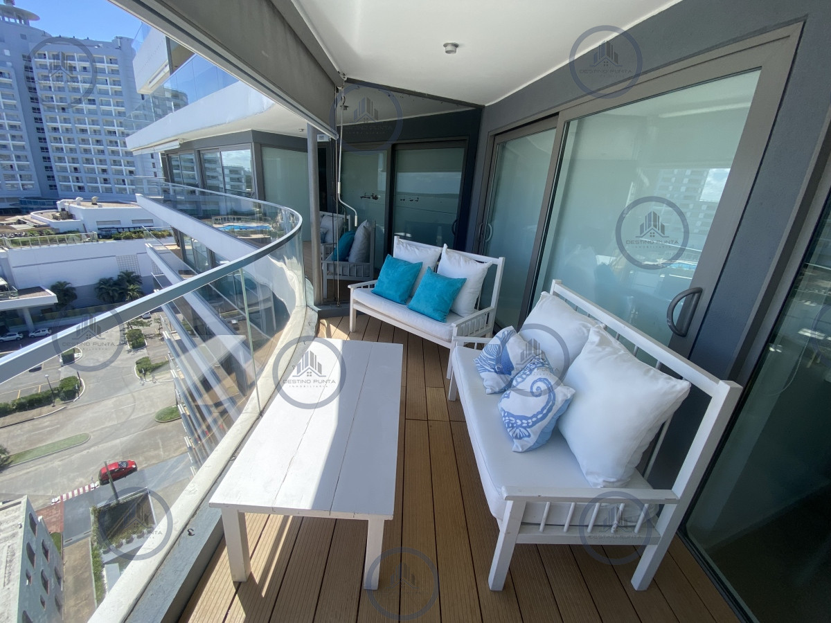 Apartamento ID.2533 - Apartamento en Venta y Alquiler, Mansa, Punta del Este, 3 Dormitorios