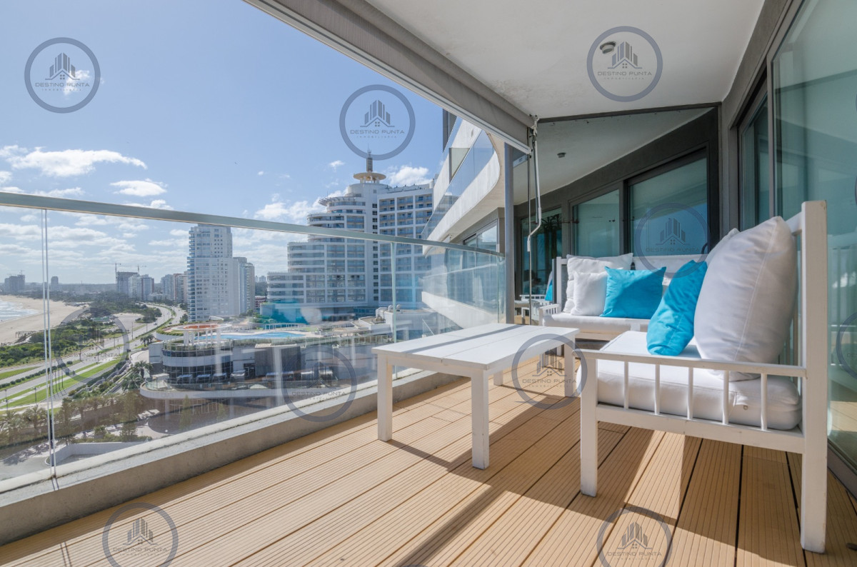 Apartamento ID.2533 - Apartamento en Venta y Alquiler, Mansa, Punta del Este, 3 Dormitorios