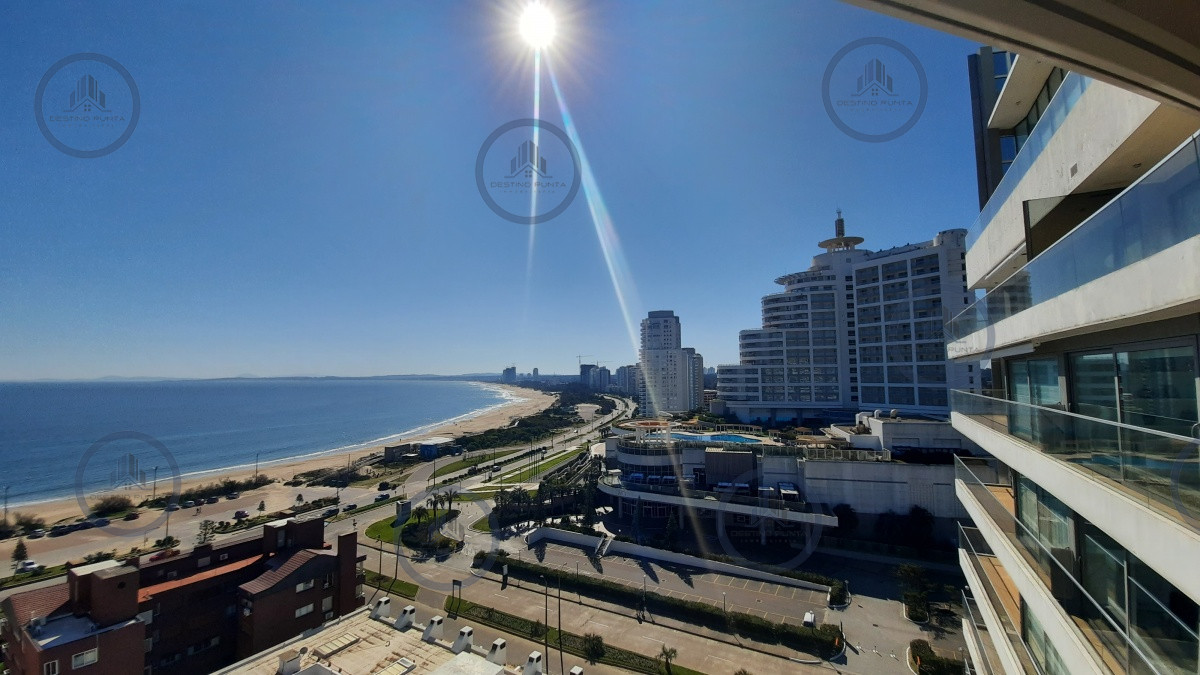 Apartamento ID.2533 - Apartamento en Venta y Alquiler, Mansa, Punta del Este, 3 Dormitorios