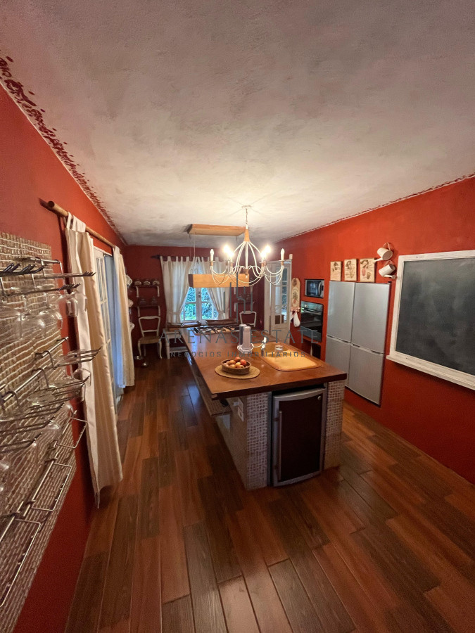 Casa ID.4261 - Oportunidad Casa 4 dormitorios en Pinares 