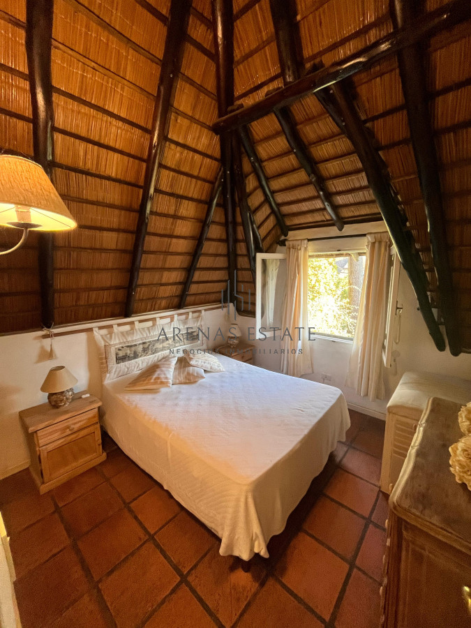 Casa ID.4261 - Oportunidad Casa 4 dormitorios en Pinares 