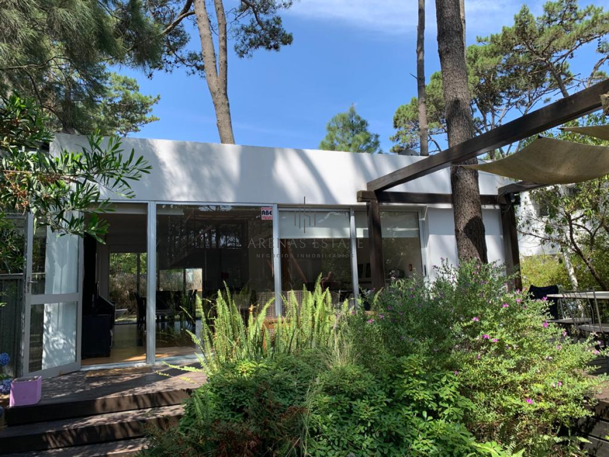 Casa ID.4367 - Casa en venta y Alquiler, Montoya, La Barra, 2 Dormitorios.