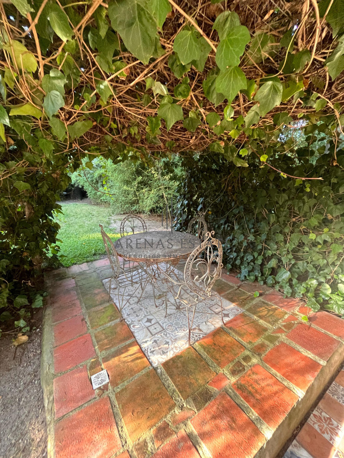 Casa ID.4261 - Oportunidad Casa 4 dormitorios en Pinares 