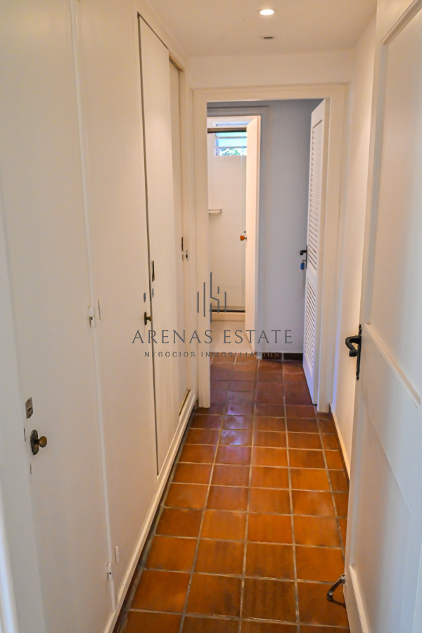 Casa ID.3933 - Casa en Venta, Mansa, Punta del Este, 3 Dormitorios.