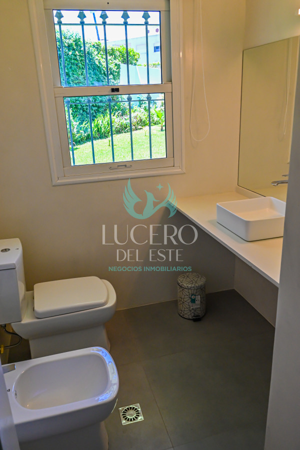 Casa ID.1779 - Casa en Venta, Mansa, Punta del Este, 3 Dormitorios.