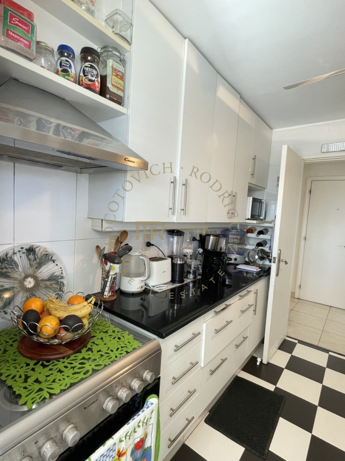 Apartamento ID.2904 - Apartamento en Venta , Mansa, Punta del Este, 3 Dormitorios.