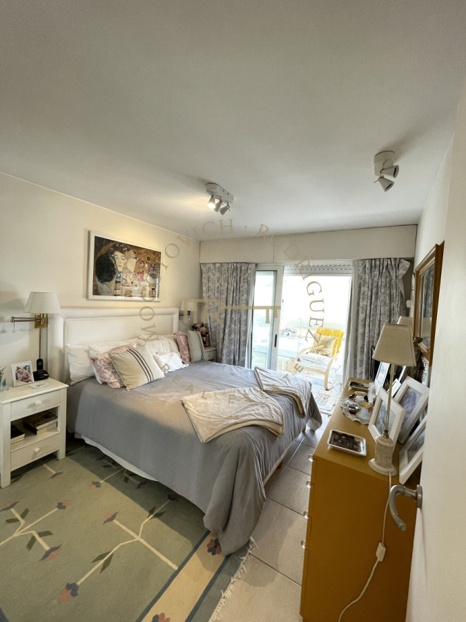 Apartamento ID.2904 - Apartamento en Venta , Mansa, Punta del Este, 3 Dormitorios.