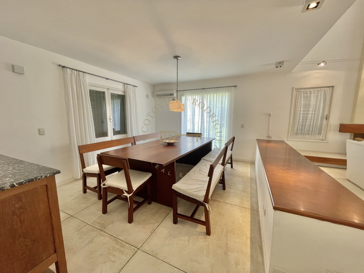 Casa ID.1212 - Casa en Venta y Alquiler en Punta del Este