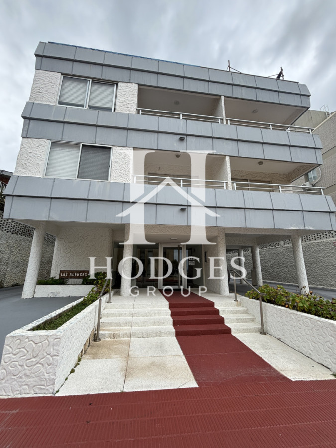 Apartamento ID.123 - En Península con Cochera Techada, 1 y medio dormitorios