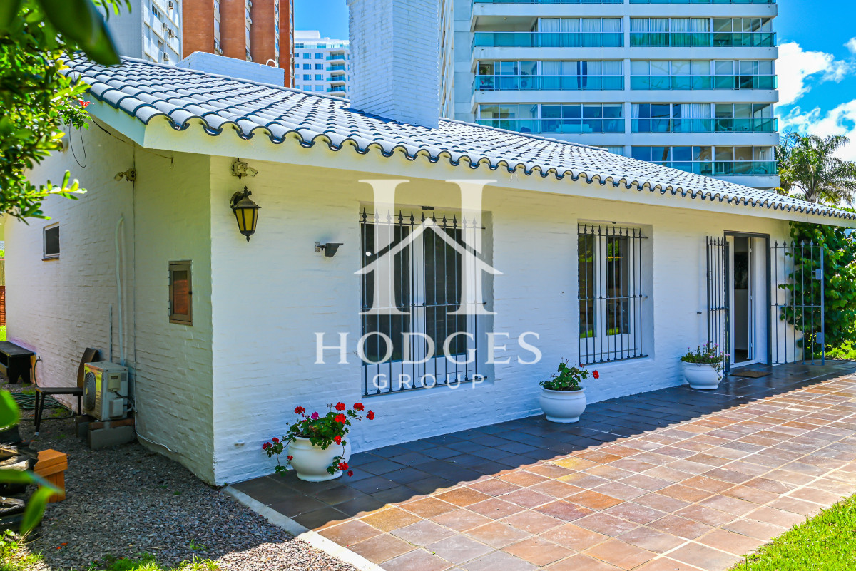 Casa ID.105 - Casa en Venta, Mansa, Punta del Este, 3 Dormitorios.