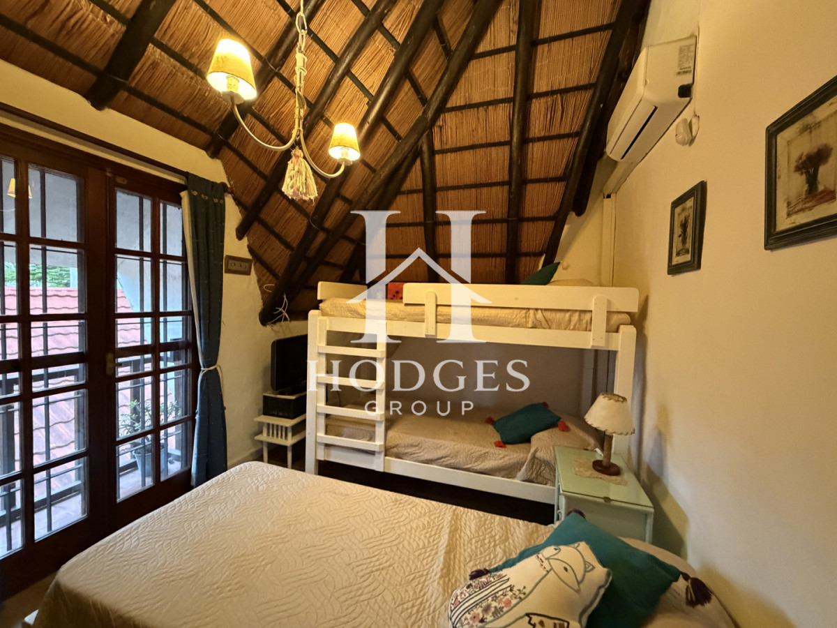 Casa ID.277 - A pocas cuadras de la playa - Casa en Venta, 4 dormitorios, Pinares