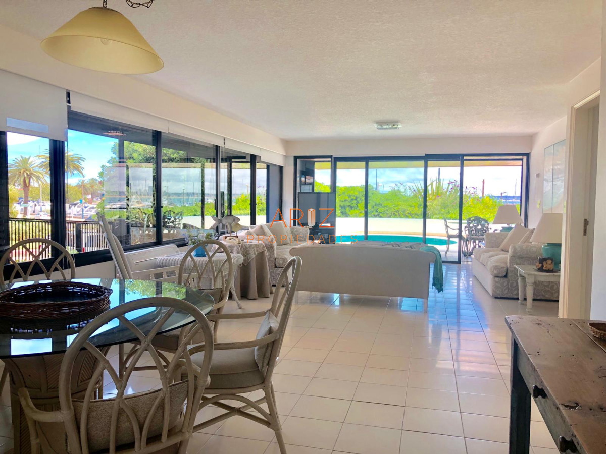 Apartamento ID.309 - VENDO APARTAMENTO 3 DORMITORIOS PUERTO PUNTA DEL ESTE EXCLUSIVO